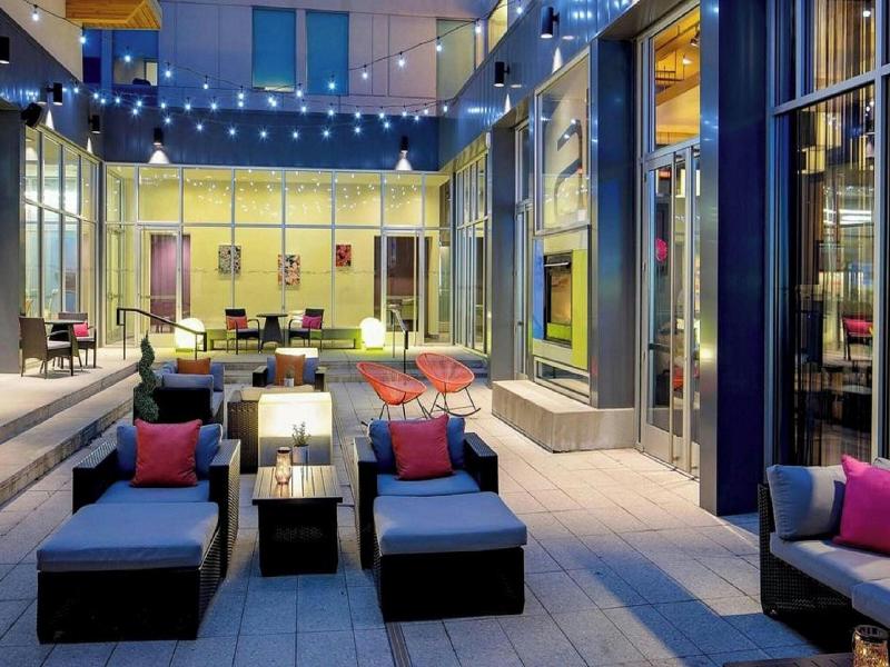 Aloft Chesapeake image