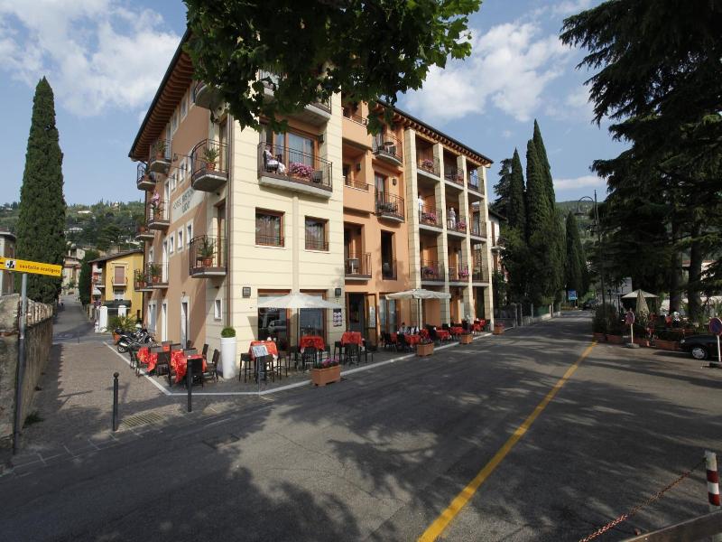 Lido image