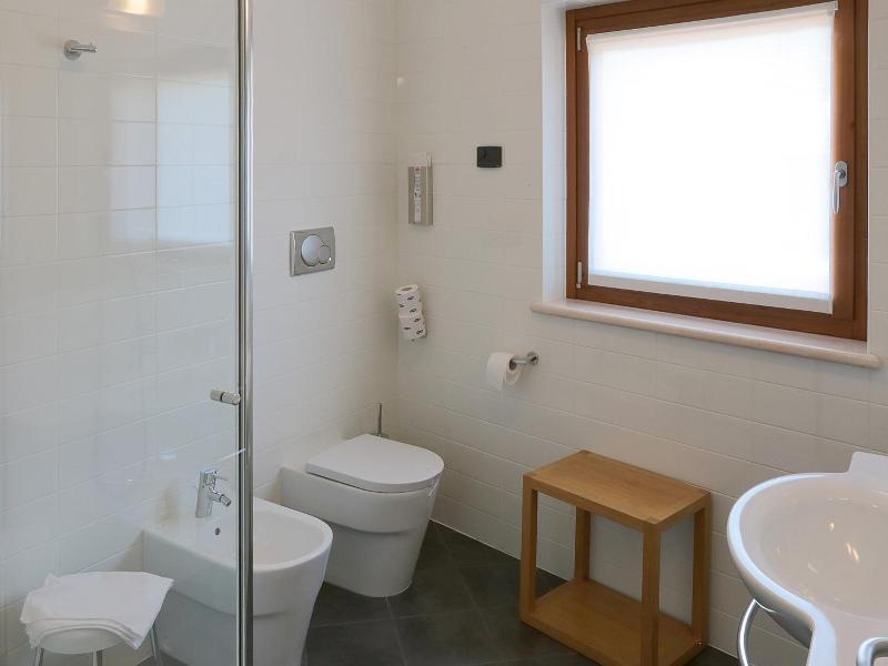 Lido image