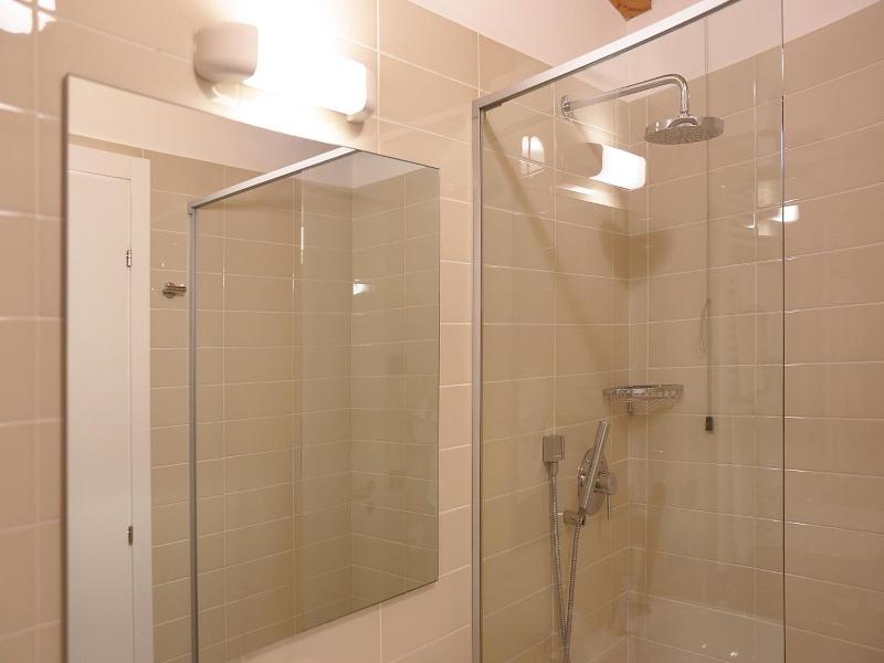Lido image