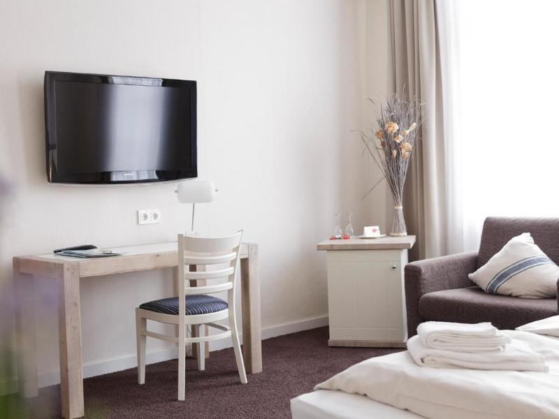Hotel Küstenklang image