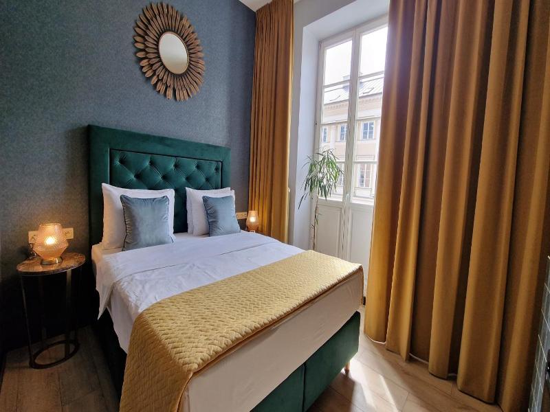 SleepWell Apartments image
