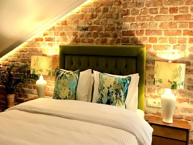SleepWell Apartments image