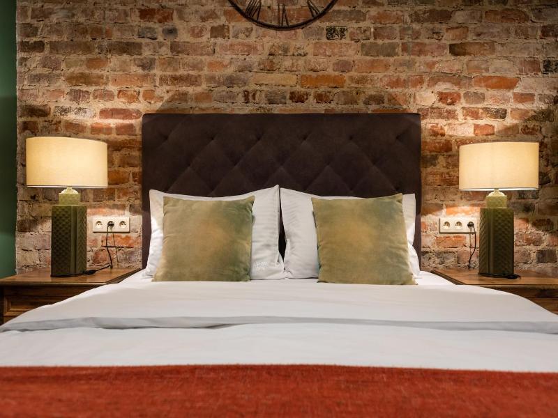 SleepWell Apartments image