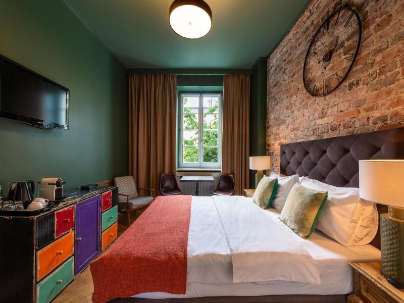 SleepWell Apartments image