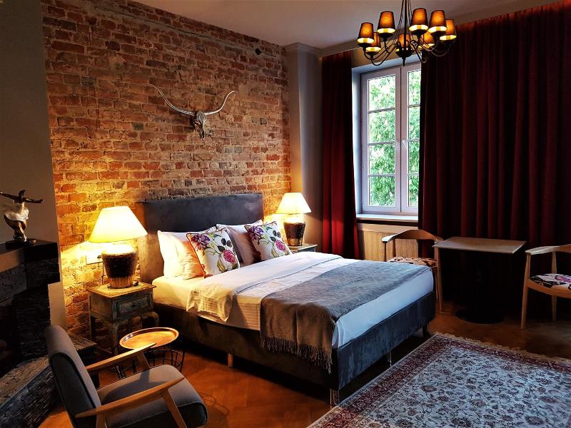 SleepWell Apartments image