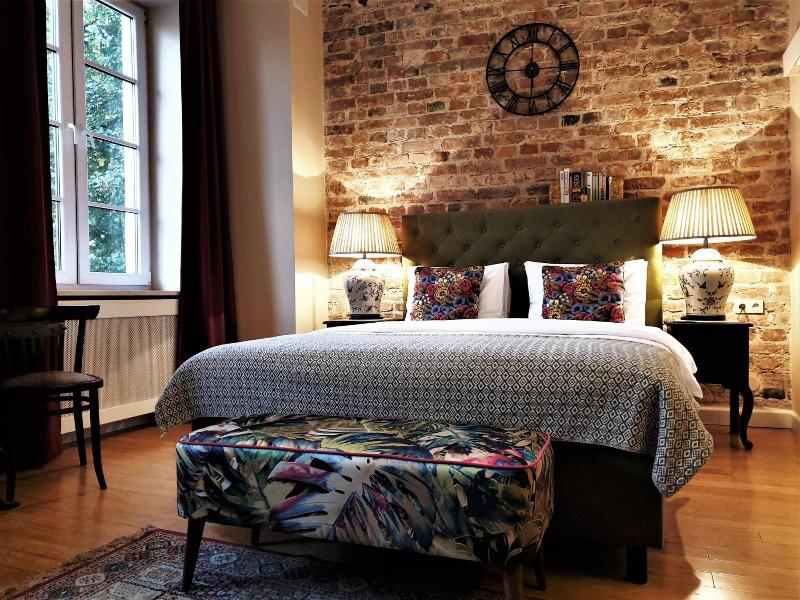 SleepWell Apartments image