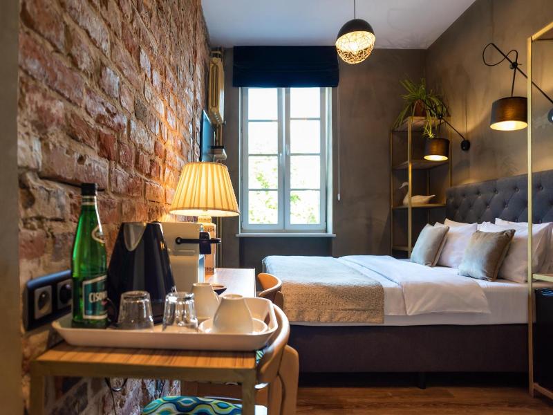 SleepWell Apartments image