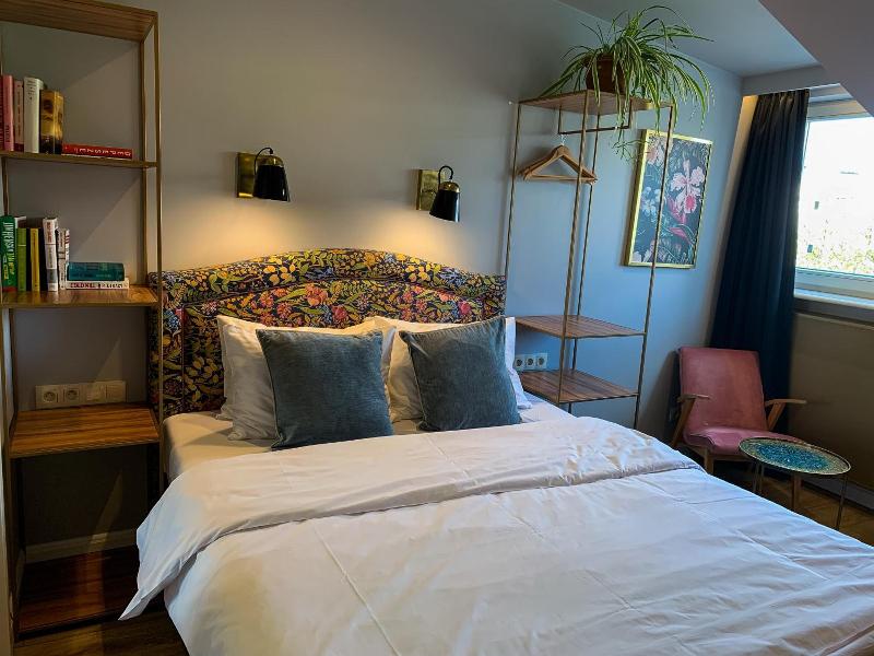 SleepWell Apartments image