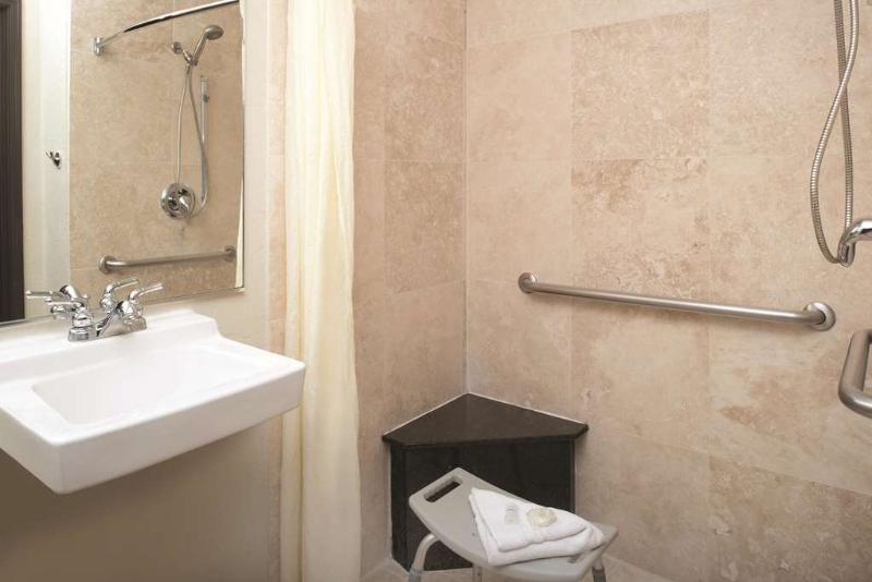 Best Western Plus Parkway Inn image