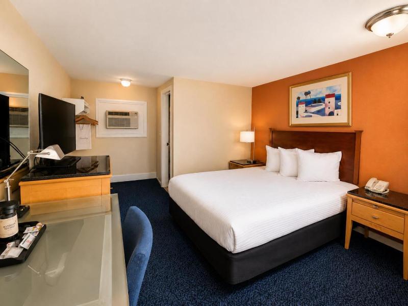 Sunset Motor Inn image