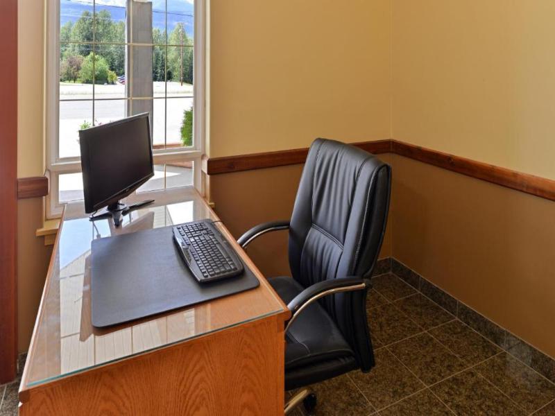 Days Inn by Wyndham Valemount image