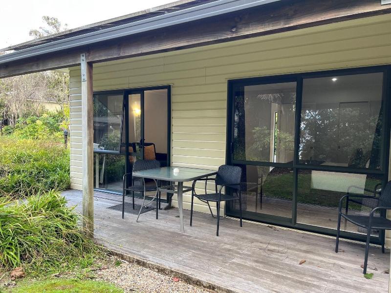 Kauri Park Motel image