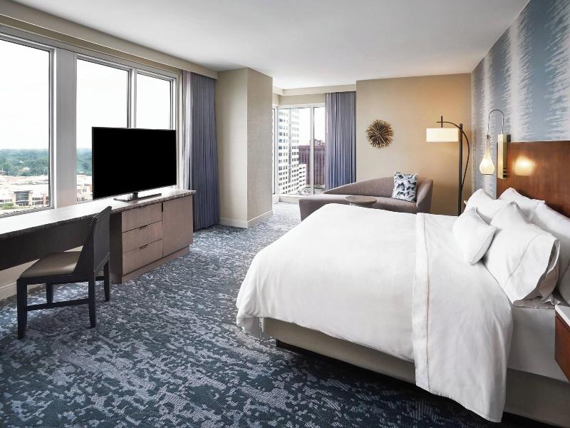 The Westin Virginia Beach Town Center image