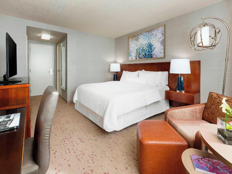 The Westin Arlington Gateway image