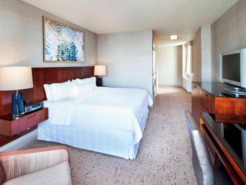 The Westin Arlington Gateway image