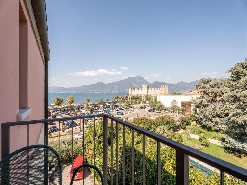 Al Castello image