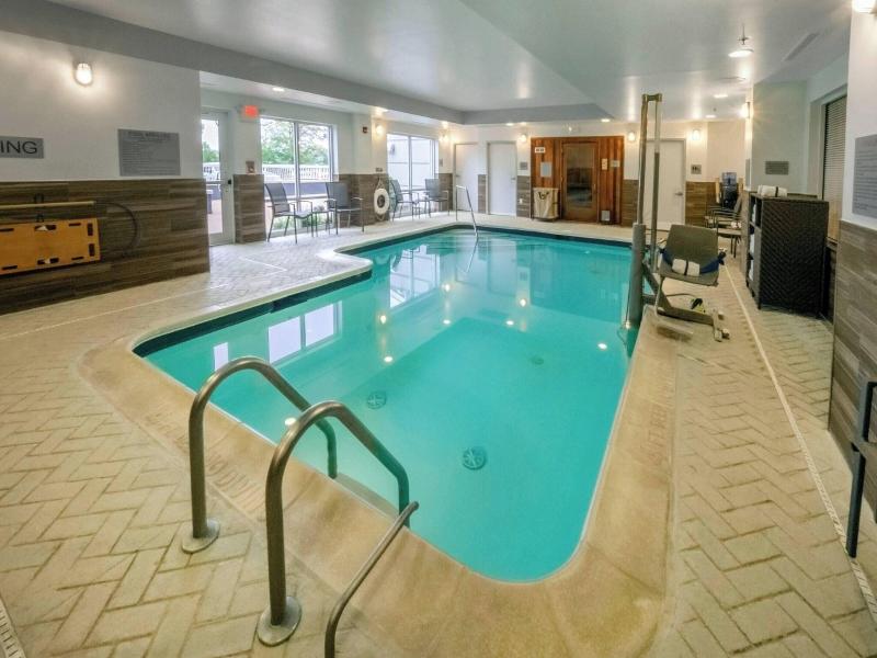 Fairfield Inn & Suites by Marriott Hazleton image