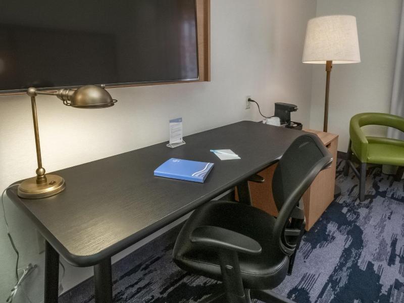 Fairfield Inn & Suites by Marriott Hazleton image