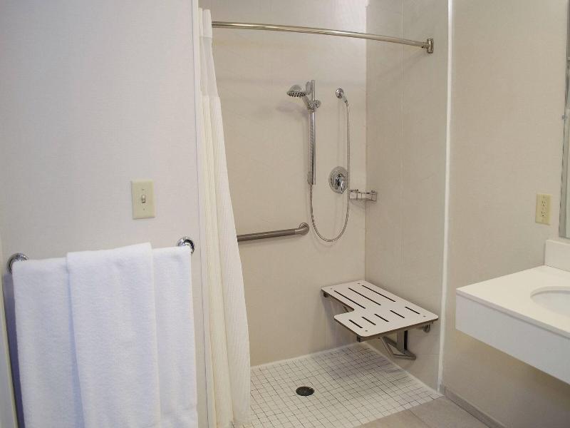 Fairfield Inn & Suites by Marriott Hazleton image