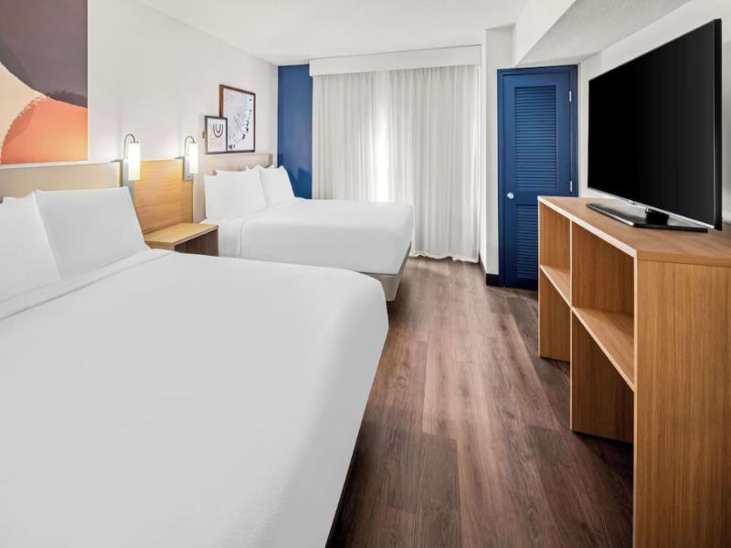 Spark By Hilton Woodbridge image