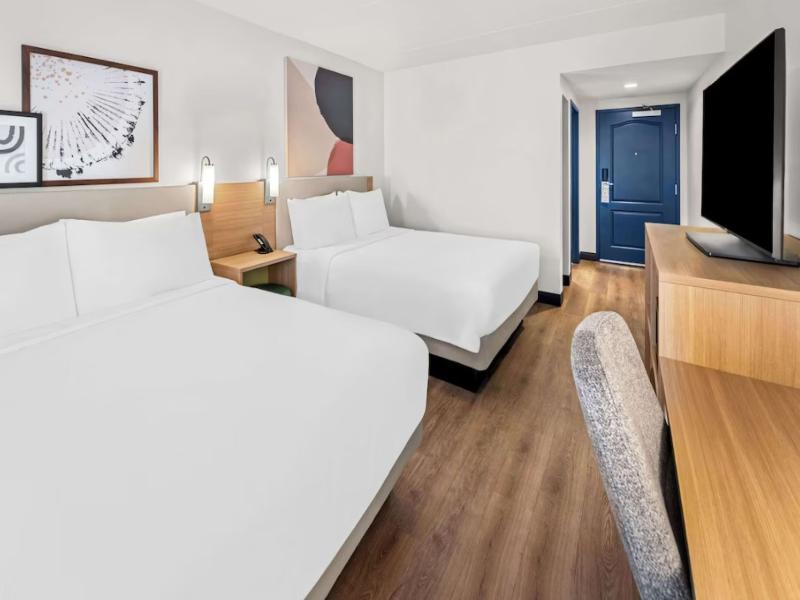Spark By Hilton Woodbridge image