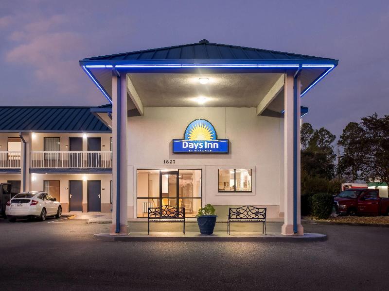 Days Inn By Wyndham Valdosta I-75