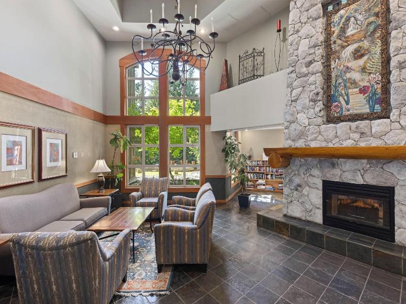 Lost Lake Lodge