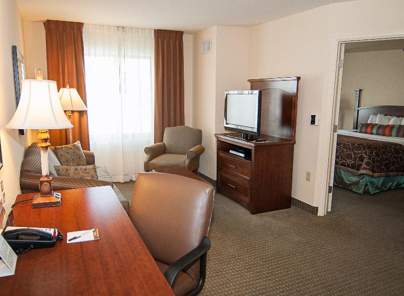 Staybridge Suites Wichita — photo 4