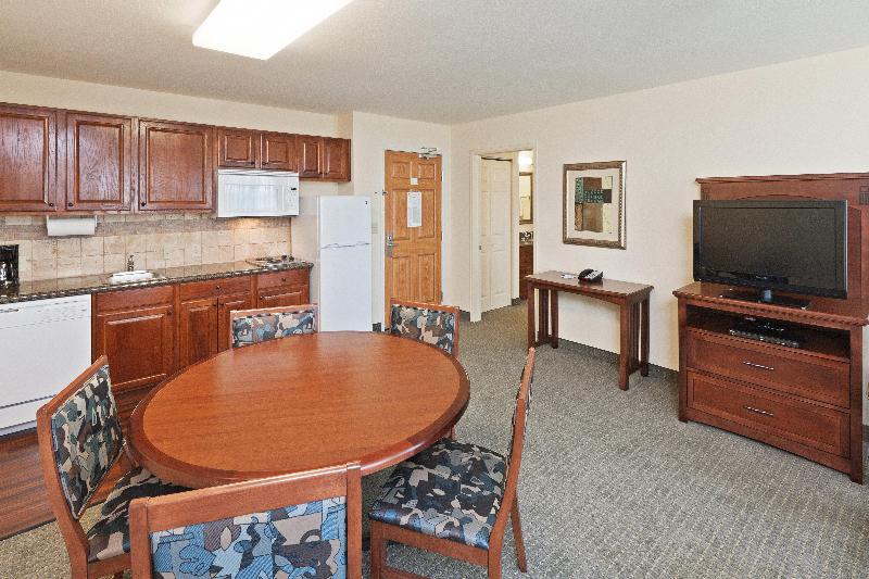 Staybridge Suites Wichita — photo 2