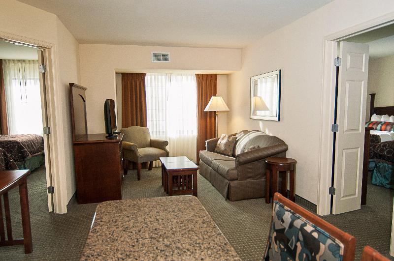 Staybridge Suites Wichita — photo 13