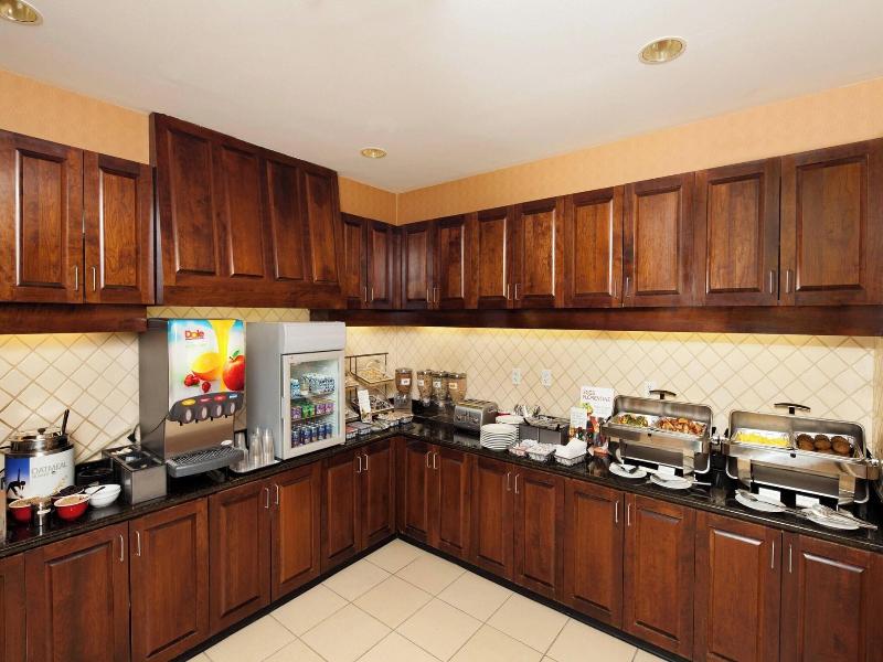 Residence Inn Wichita East at Plazzio