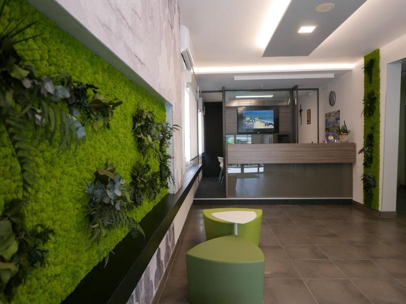 Hotel Nederland image
