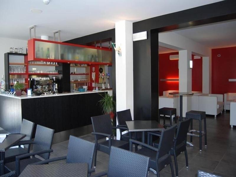 Hotel Nederland image