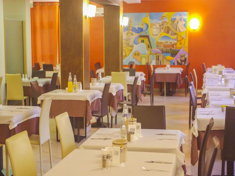 Hotel Nederland image
