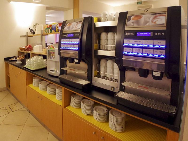 Hotel Nederland image