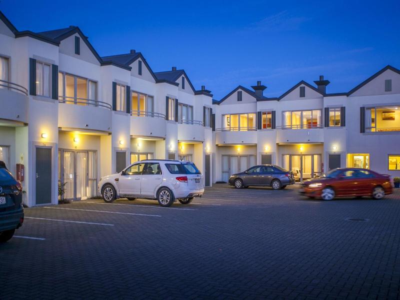 Cornwall Motor Lodge image