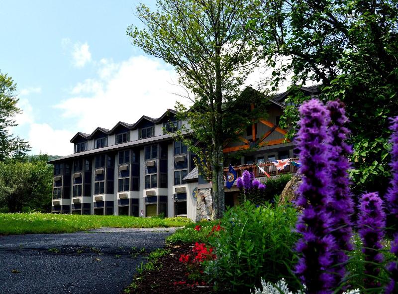The valley Inn Ascend Collection image