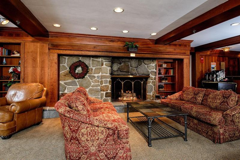The valley Inn Ascend Collection image