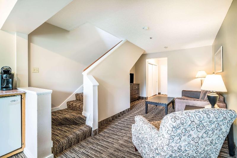 The valley Inn Ascend Collection image