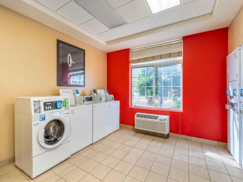 Extended Stay America - Chesapeake - Greenbrier Ci image