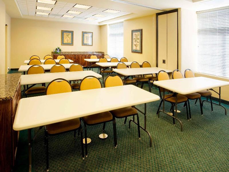 Extended Stay America - Chesapeake - Greenbrier Ci image
