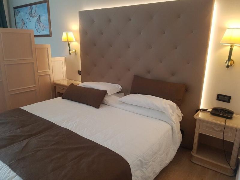 Park Hotel Cellini image