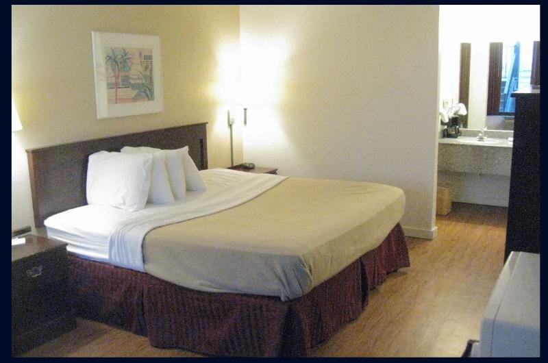 Bed room