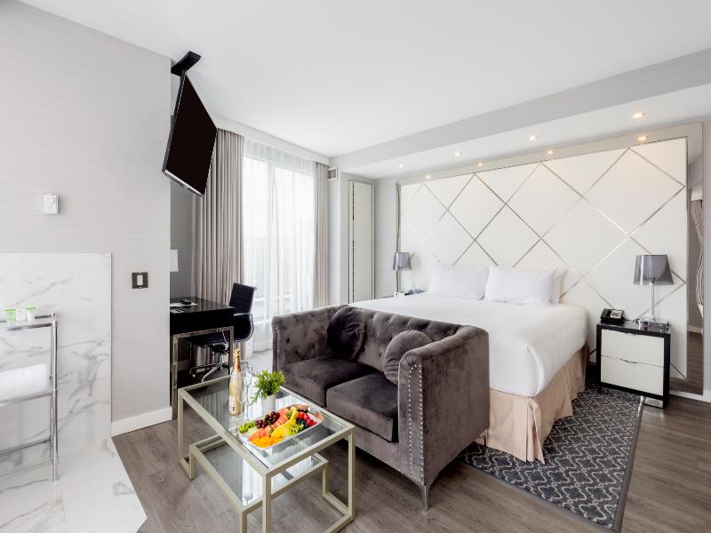 Executive Plaza Hotel Conference Ctr Coquitlam BC image
