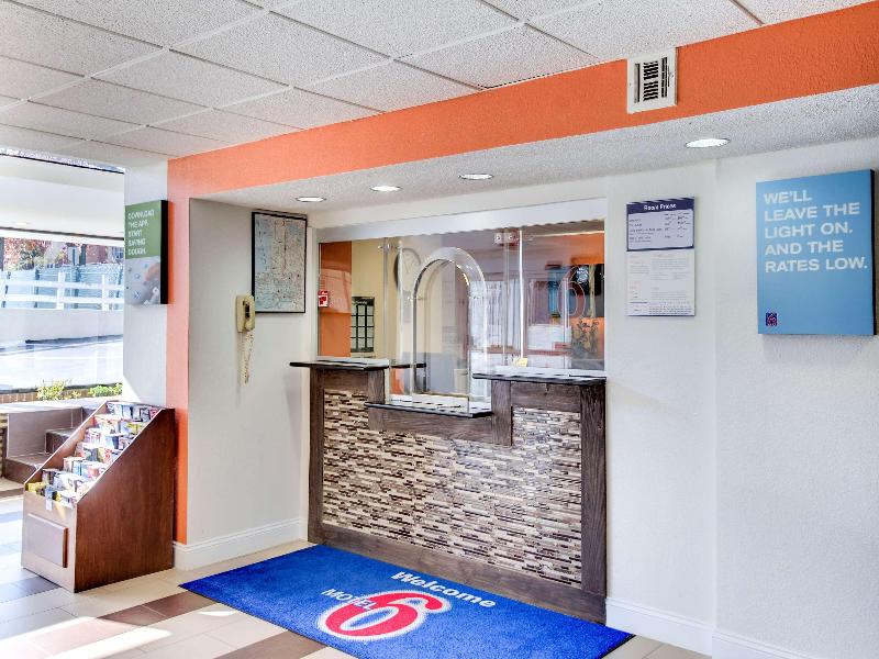 Motel 6 Washington image