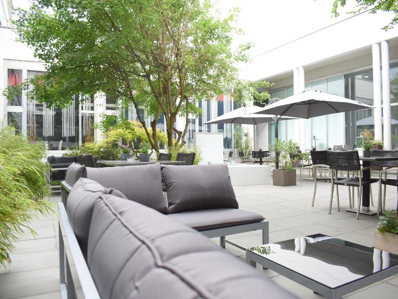 College Garden Hotel image