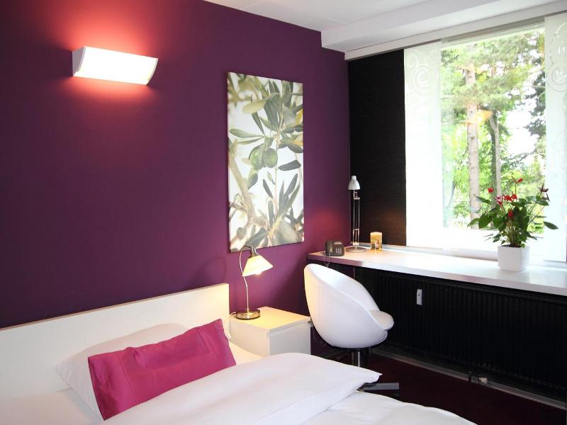 College Garden Hotel image