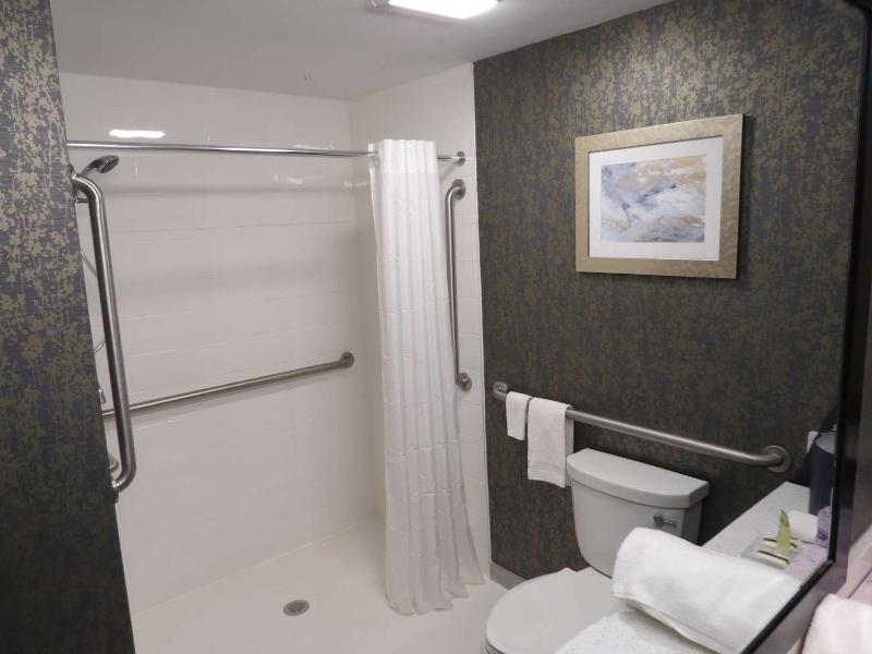 Best Western Plus Landmark Inn image