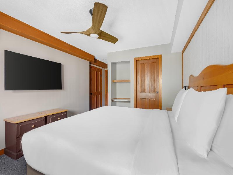 Hilton Grand Vacations Club Whistler image